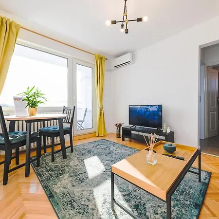 The Nest 1 - Spectacular View Over The アパート *